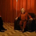 Twin Peaks ? 51 201 habitants. Laura Palmer ? Retrouvée morte dans un sac plastique. Chargé de l'enquête ? Dale Cooper, FBI, amateur de tartes. Visible ? A partir du 19 avril sur Arte...