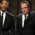 C'est l'histoire d'hommes en noir, vous savez... <em> « Here come the men in black… »</em>